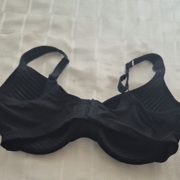 Kathy Ireland Black Striped Bra - Picture 12 of 16